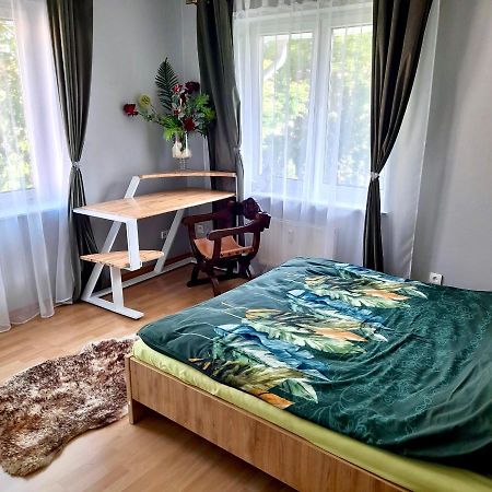 Apartament Deluxe Jelenia Gora Luaran gambar